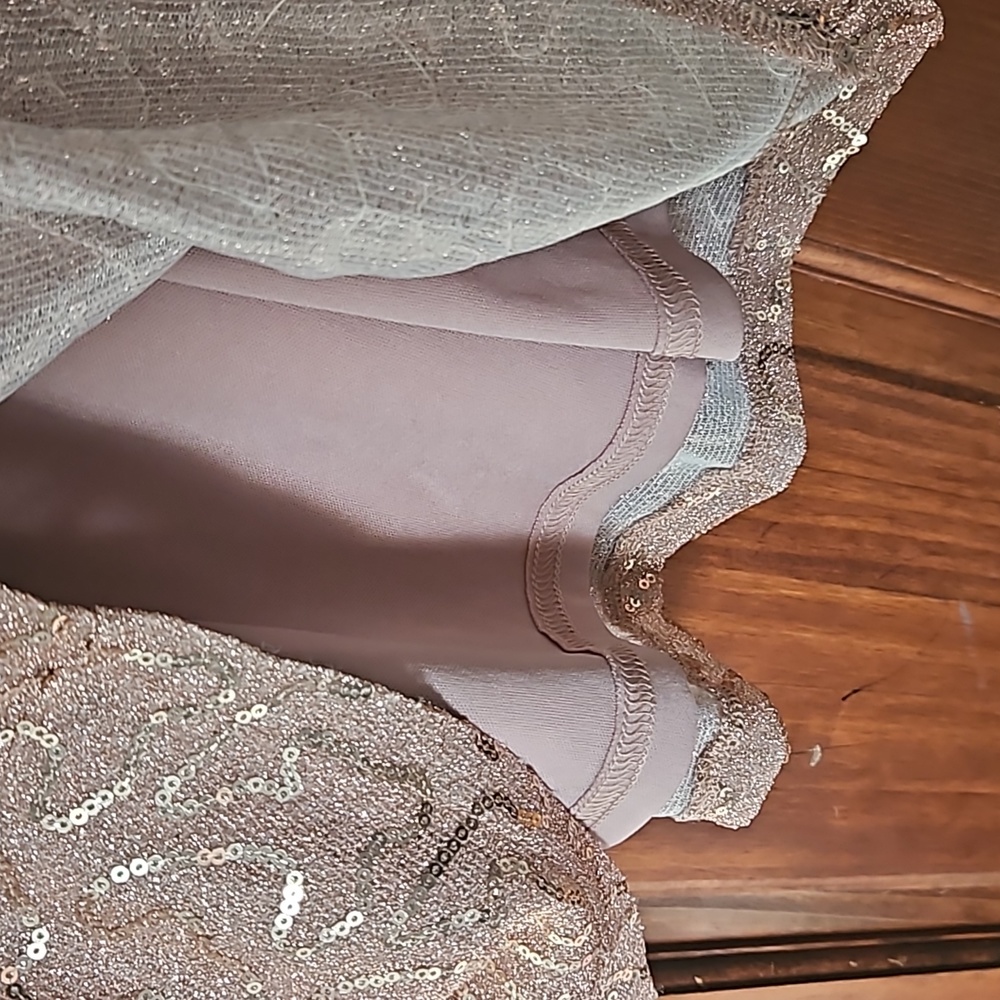 Dress - Picture 5 of 8